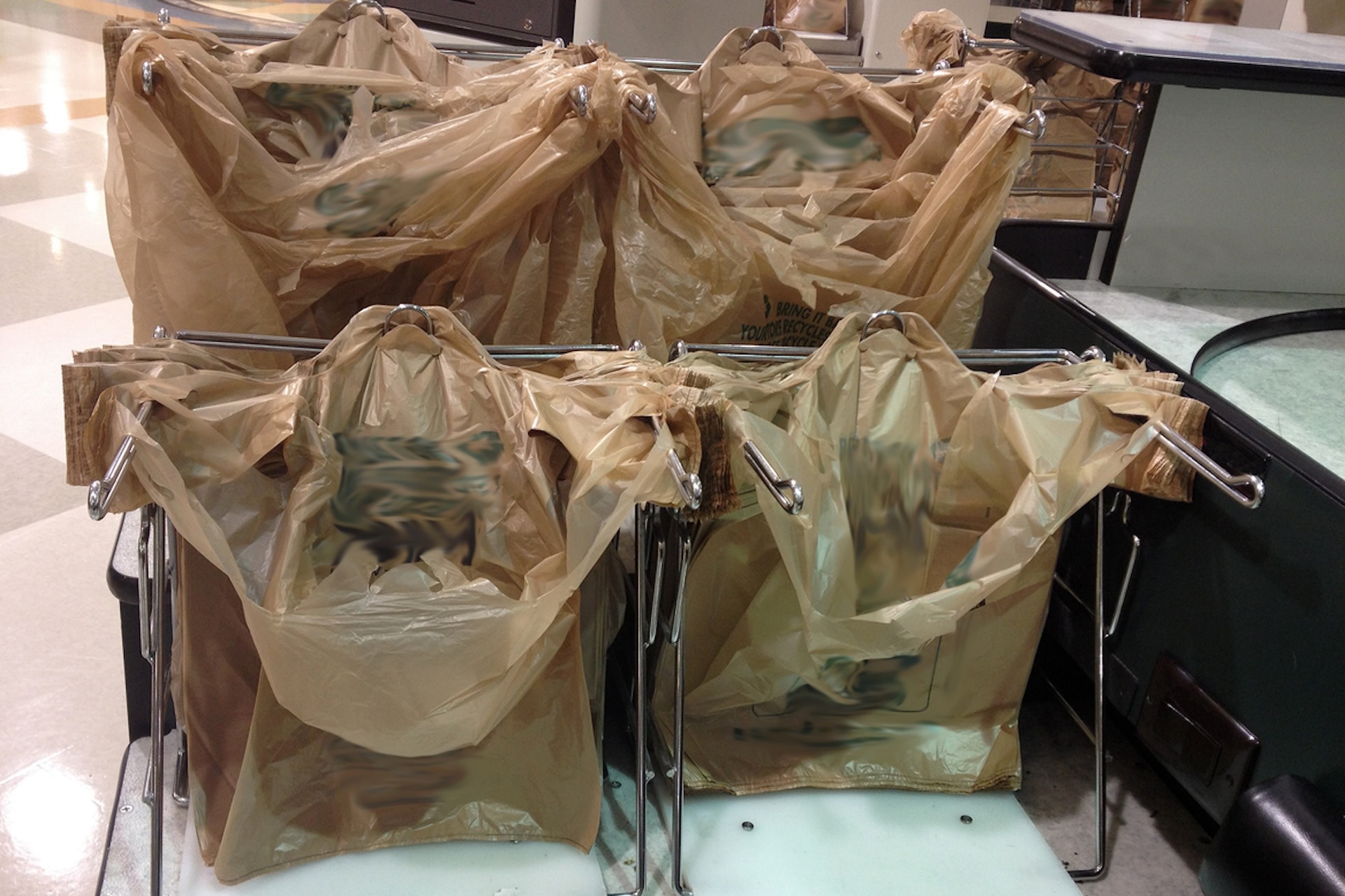 New law effectively banning all plastic bags at grocery stores