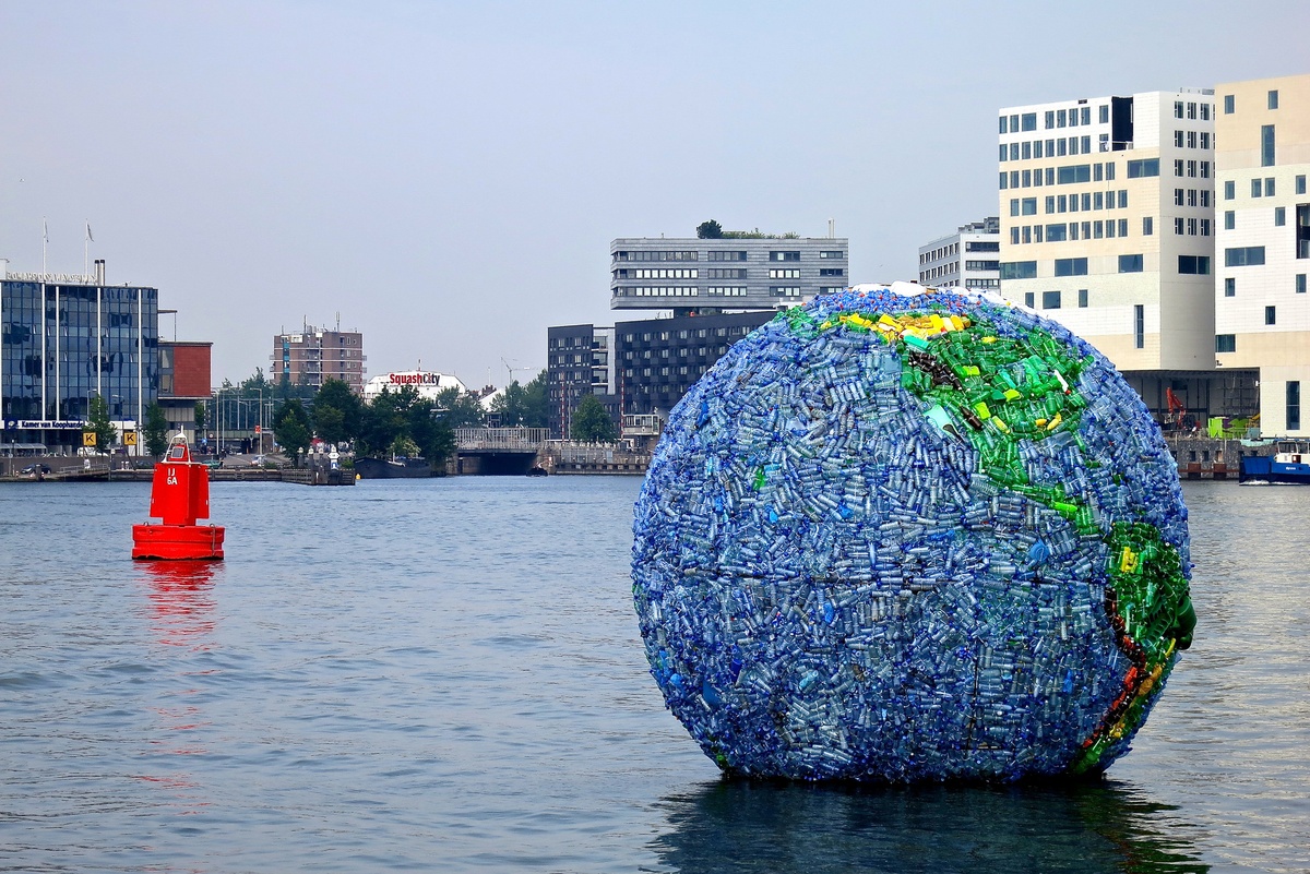 We need a global treaty on plastics. Here's what it should look like